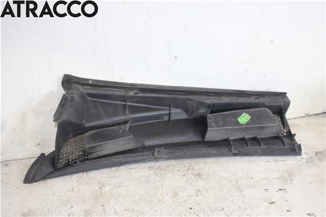 Deksel til Toyota Yaris 2003-2005 (Type I, Fase 2)  (557810D010|)