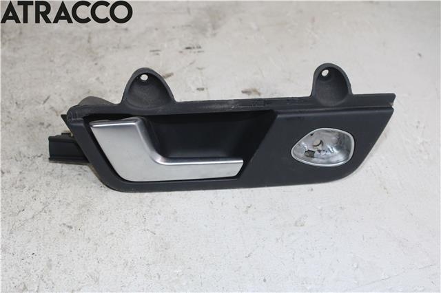 Dørhåndtak utv venstre til Audi A4, 2004-2008 (Type III) (B7) (B7) (8E0839019C)