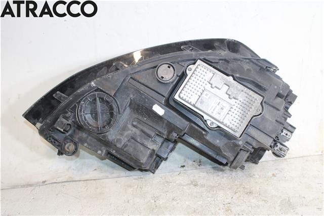 Frontlykt venstre halogen til VW e-Golf 2014-2017 (Fase 1)  (5GE941773|)