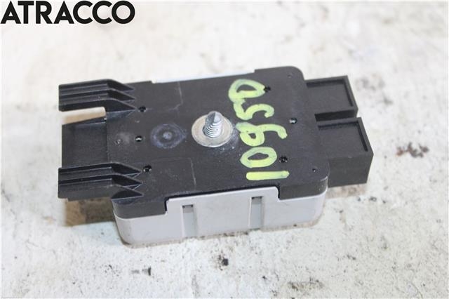 Antenne forsterker til VW e-Golf 2014-2017 (Fase 1)  (5Q0035570|)