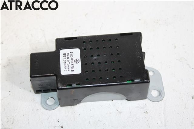 Antenne forsterker til VW Golf VI, 2008-2012  (5M0035570B)
