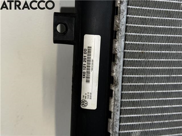 Radiator (automat gir) til VW Touran 2010-2015 (Type I, Fase 3)  (1K0121251DM|)