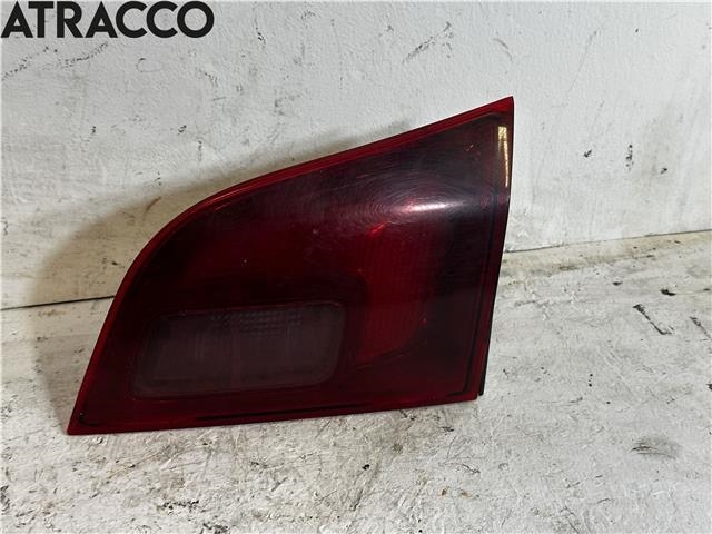 Baklykt høyre indre til Opel Astra J, 2010-2015  (13336329)