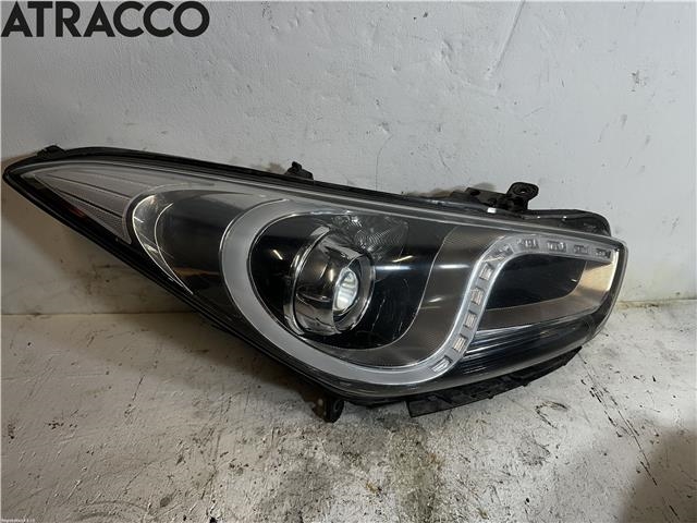 Frontlykt høyre halogen til Hyundai i40, 2012-2017 (921023Z021)