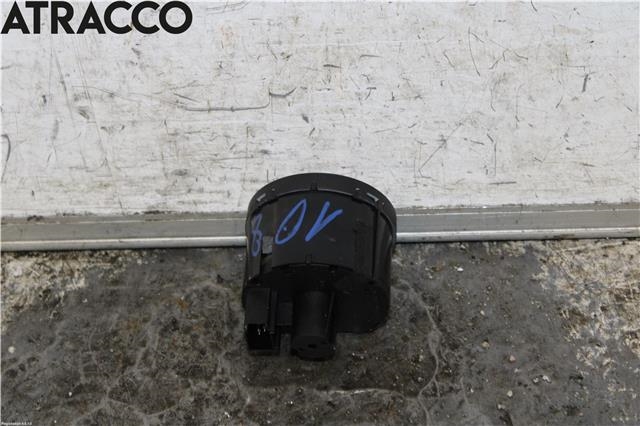 Bryter lys til VW Golf VI 2008-2012  (3C8941431B|)
