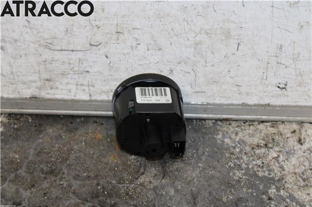 Bryter lys til VW Touran 2010-2015 (Type I, Fase 3)  (3C8941431|)