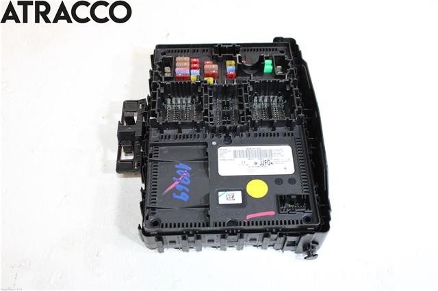 Sikringsboks til Ford Mustang Mach-e 2020-->>  (MU5T15604JJFR|)