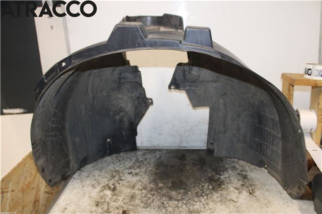Skjerm locari venstre foran til Volvo XC90, 2015-2025 (Type II)  (31694645)