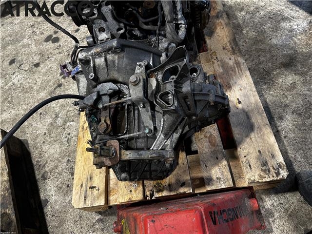 Girkasse manuell 6-trinn til Mercedes Vito 2014-->> (W447) (W447) (A4472601300|)
