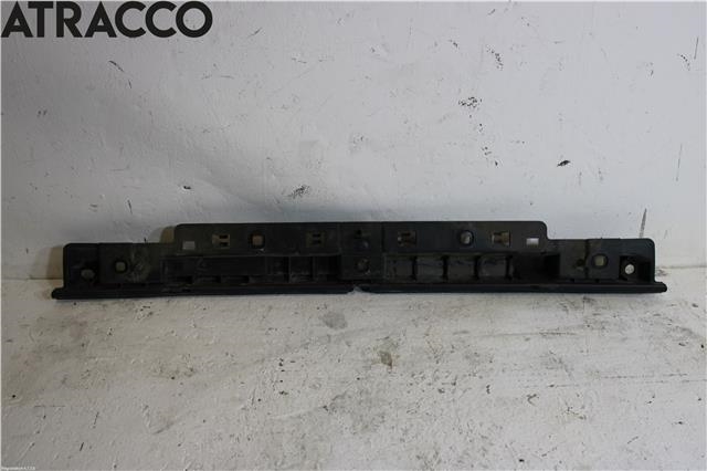 Støtfanger bak midtre del til Citroën Jumpy 2007-2016 (Type II)  (9811088680|)