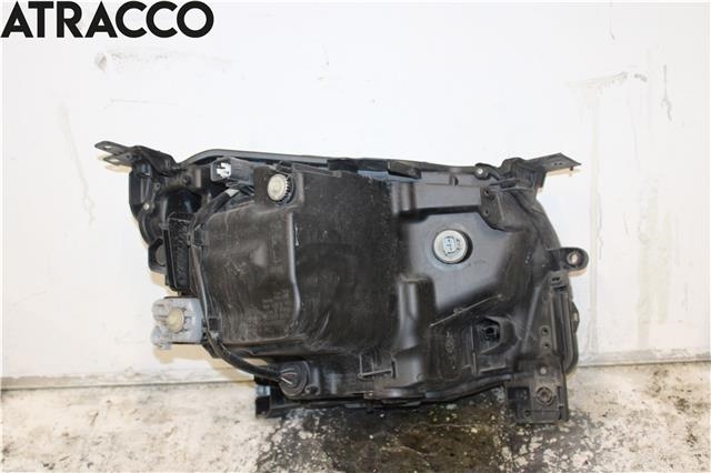 Frontlykt venstre halogen til Suzuki SX4 S-CROSS 2013-->> (Type II)  (3532062R00|)