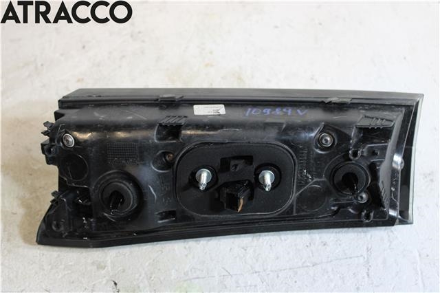 Baklykt venstre indre til Peugeot 2008 2019-->> (Type II)  (9825957580|)