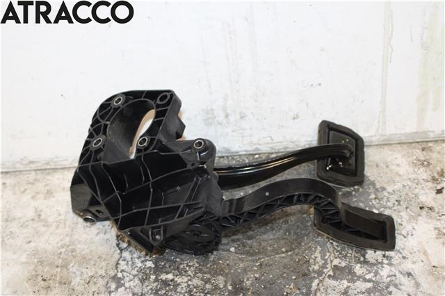 Pedal gass/brems/clutch til Tesla Model 3 2018-2023 (Fase 1)  (104469101C|)