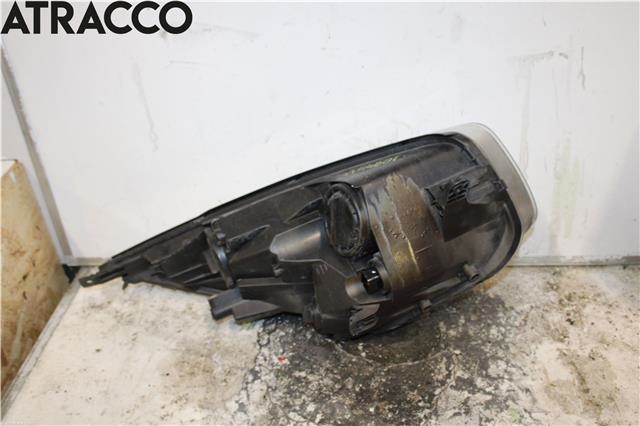 Frontlykt venstre halogen til Kia Venga 2010-2017  (921011P000|)