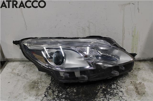 Frontlykt høyre halogen til Peugeot 2008 2013-2019 (Type I) (9677810280|)