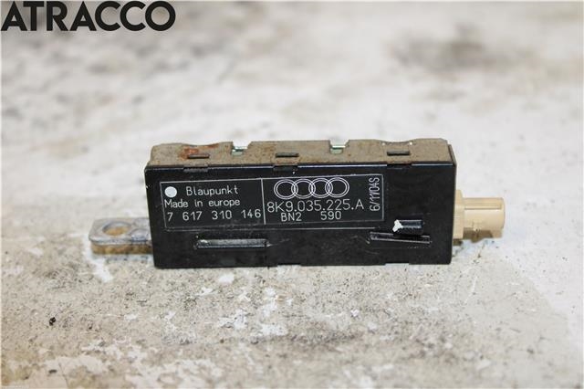Antenne forsterker til Audi A4 2007-2014 (Type IV) (B8) (B8) (8K9035225A|)