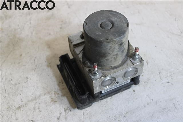 ABS sentral til Toyota Avensis, 2009-2015 (Type III, Fase 1)  (4405005131)