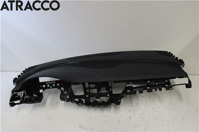 Dashbord til Audi A8 2010-2013 (Type III, Fase 1)  (4H1857001B|)