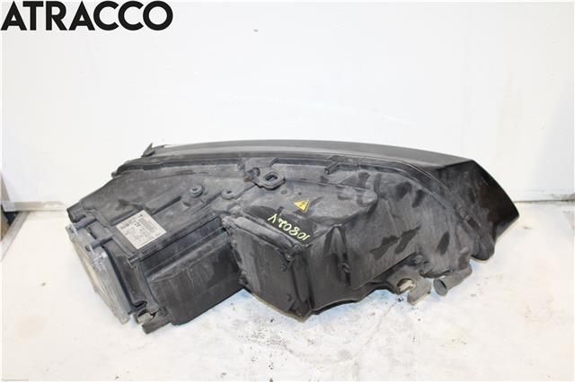 Frontlykt venstre halogen til Audi A8 2010-2013 (Type III, Fase 1)  (4H0941029AG|)