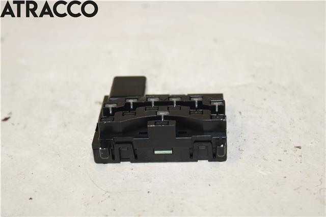 Diverse deler til VW Golf V, Combi 2003-2008  (1K0959654|)