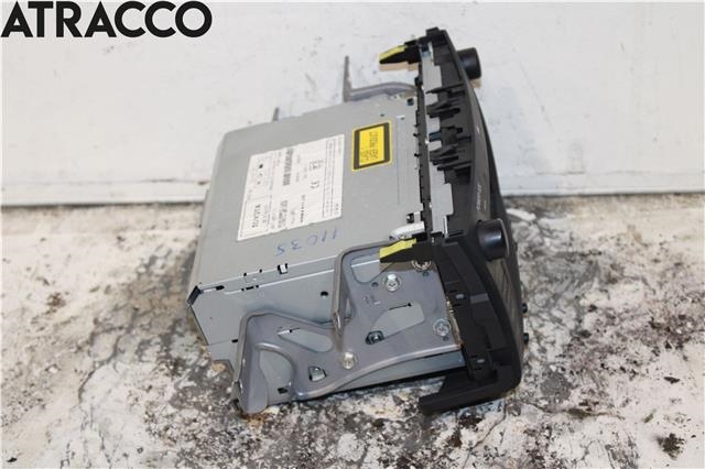 Bilstereo til Toyota RAV4 2006-2009 (Type III, Fase 1)  (8612042220|)