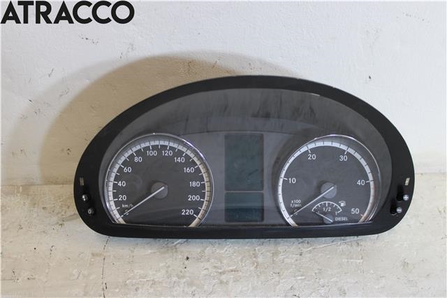Instrumentpanel til Mercedes Vito/Viano, 2010-2014 (Fase 2) (W639) (W639) (A6399000900)