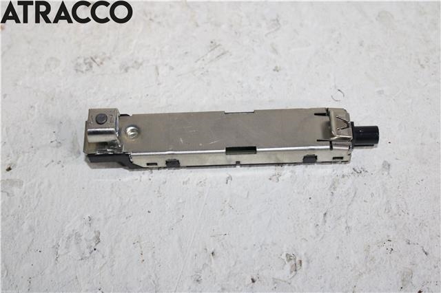 Antenne forsterker til Audi A3 2012-2016 (Type III, Fase 1)  (8V4035225D|)