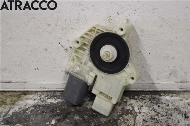 Ruteheis til Peugeot 308, 2013-2021 (Type II)  (9816273080)