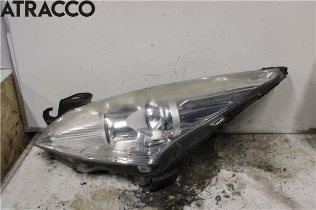 Frontlykt venstre halogen til Peugeot 5008, 2010-2017 (Type I)  (6208N9)