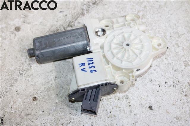 Ruteheis til Toyota Avensis, 2003-2008 (Type II)  (6984005100)