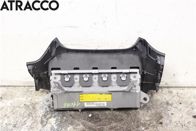 Airbag kne til Toyota Auris 2010-2012 (Type I, Fase 2)  (7390002010B0|)