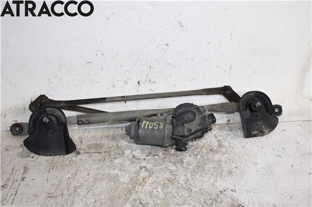Viskermotor frontrute til Mitsubishi Outlander 2012-2015 (Type III, Fase 1)  (8250A609|)