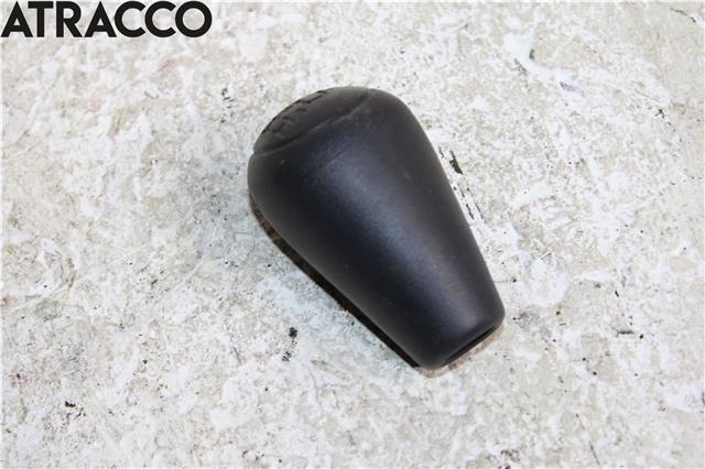 Diverse deler til Toyota Hilux 2012-2016  (363030K020B0|)
