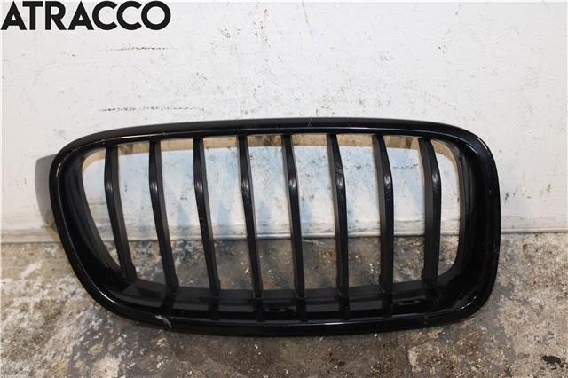 Grill høyre til BMW 3-Serie, 2012-2018 (F30/F31/F34) (F30/F31/F34) (51137263480)