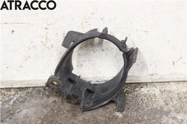 Frontlyktehus til Toyota Urban Cruiser 2009-2014 (8148152280|)