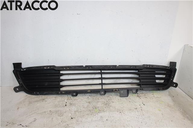 Grill til Mitsubishi Outlander, 2012-2015 (Type III, Fase 1)  (6402A233)