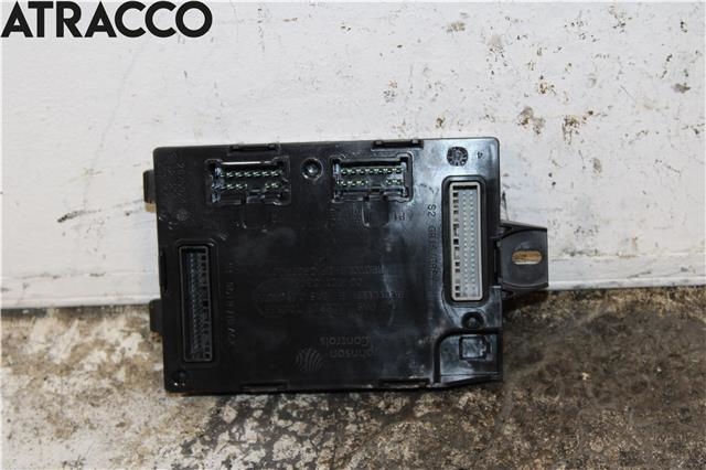 Styreenhet diverse til Smart Forfour 2004-2007 (Type I) (W454) (W454) (284B17957R|)