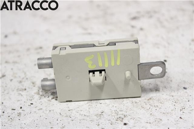 Antenne forsterker til Volvo V40 2012-2019  (30761703|)