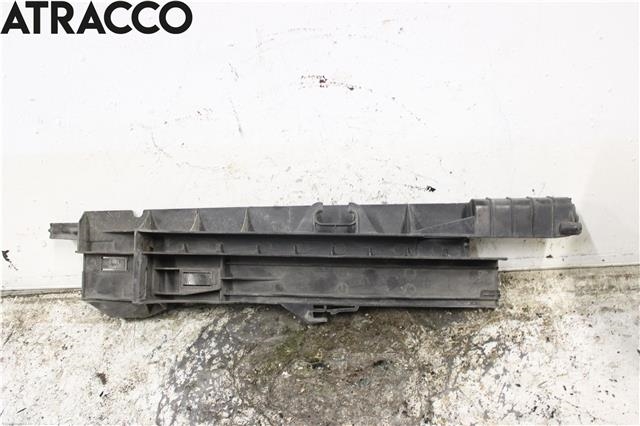 Diverse deler til BMW X5 2007-2013 (E70) (E70) (17118572189|)