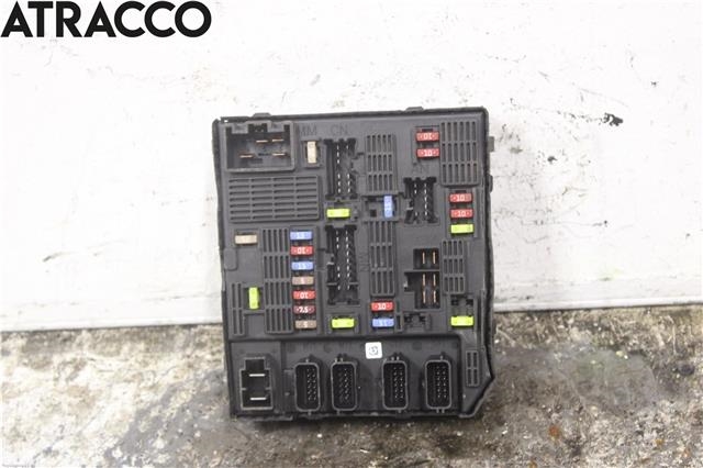 Diverse deler til Renault Scenic, 2009-2016 (Type III)  (284B69553R)