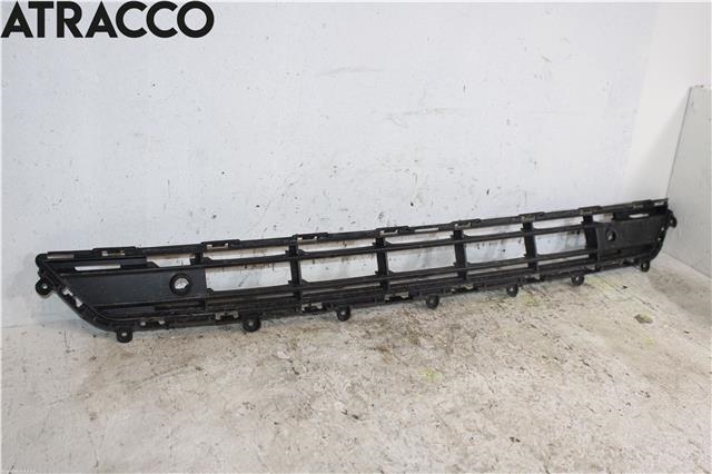 Grill midt til Volvo XC40, 2018-2024  (31449342)