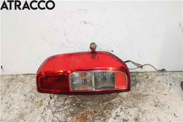 Baklykt høyre til Nissan Navara 2010-2015 (Fase 2) (D40) (D40) (26550EB38A|)