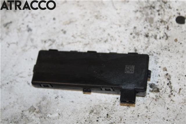 Antenne forsterker til Opel Corsa E 2015-2019  (13503204|)