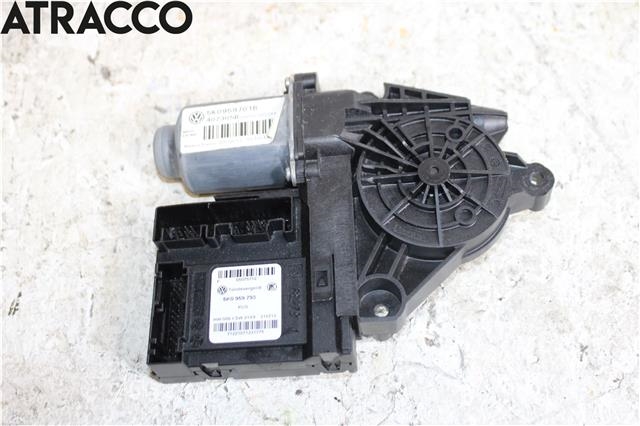 Ruteheis til VW Golf VI, 2008-2012  (5K0959701B)