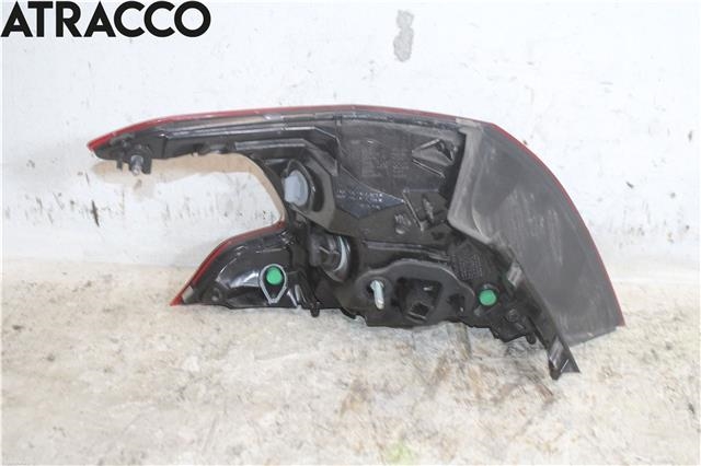 Baklykt høyre til Peugeot 308 2013-2021 (Type II)  (9677817580|)