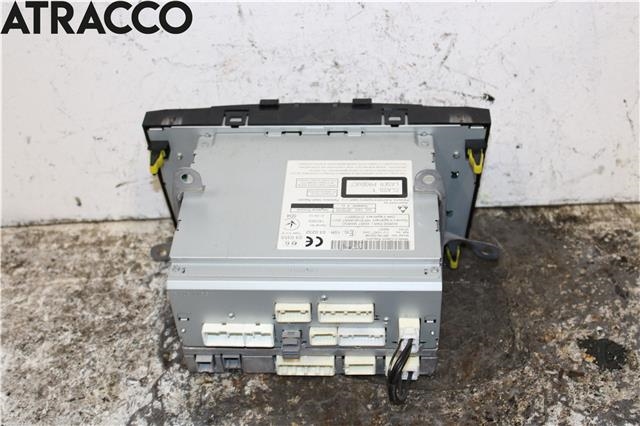 Bilstereo til Toyota Avensis 2009-2015 (Type III, Fase 1)  (8614005030|)