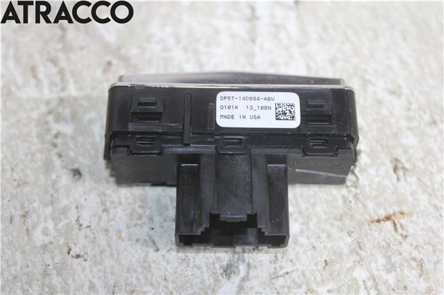 Bryter setevarme til Ford Fiesta 2013-2017 (Type VI, Fase 2)  (DP5T14D694ABW|)
