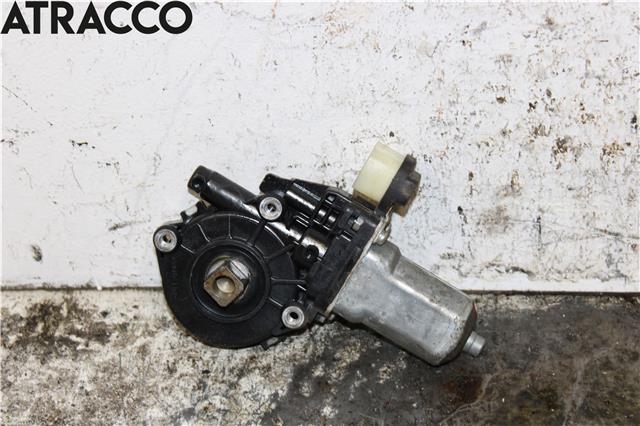 Ruteheis til Mitsubishi Pajero 2000-2006 (Type III) (MN167272|)