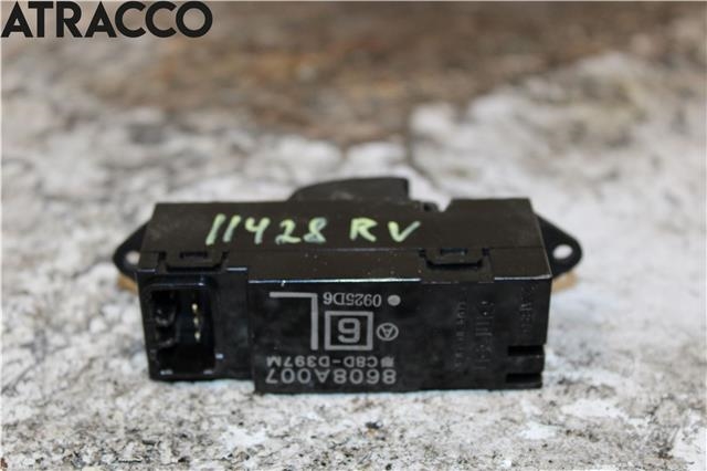 Bryter ruteheis til Mitsubishi Pajero 2000-2006 (Type III)  (8608A007|)