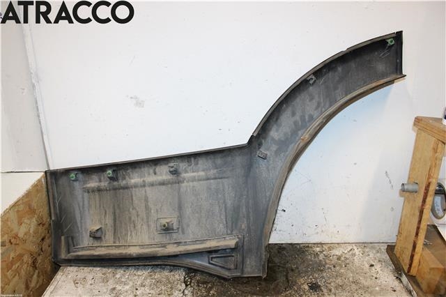 Lister til Mitsubishi Pajero 2000-2006 (Type III)  (MN133682XB|)